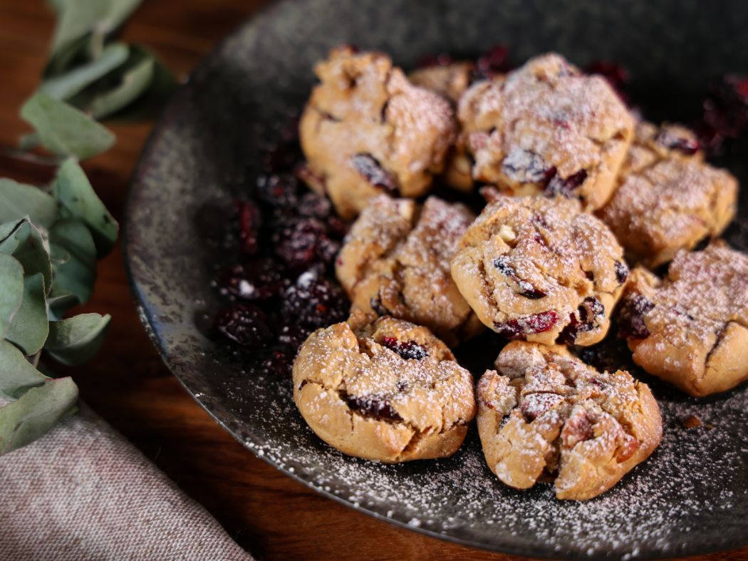 Honey, Cranberry & Almond Cookies with Festive Spices